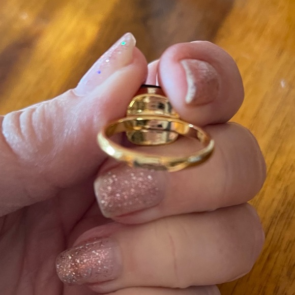 Golden Ring With Purple Stone - Size 7 - Picture 6 of 10